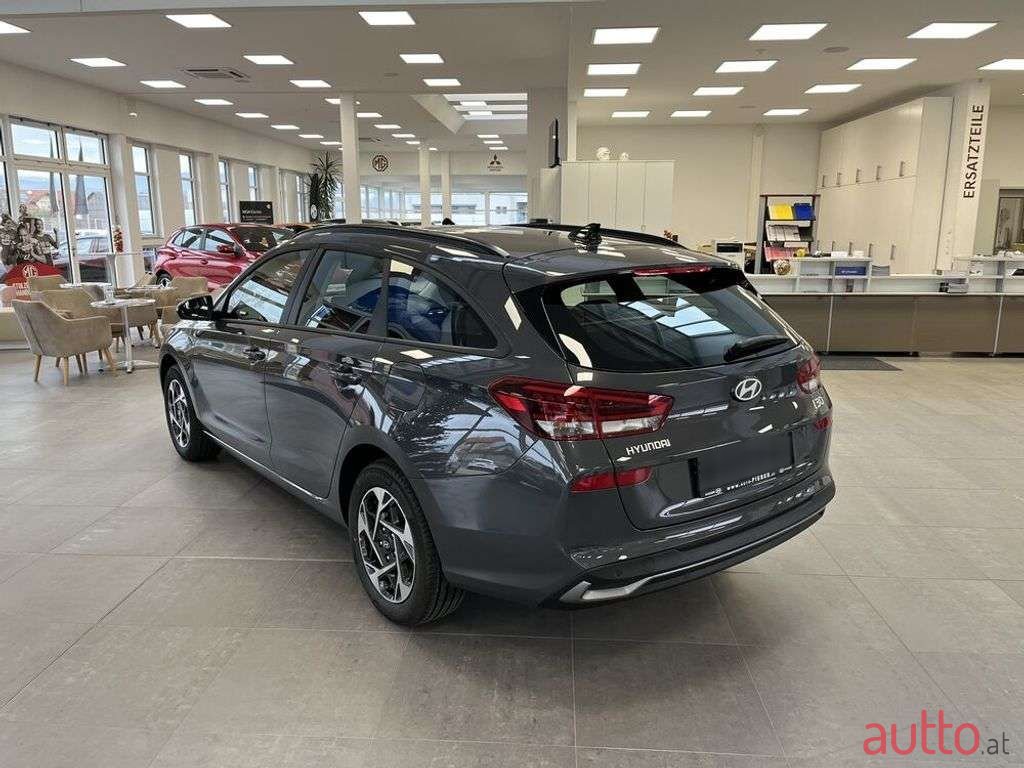 2024' Hyundai i30 photo #2