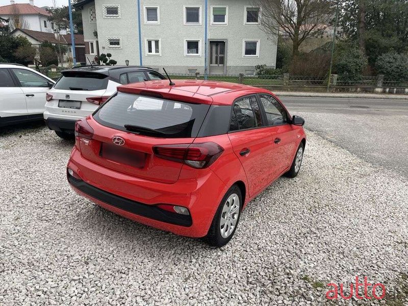 2019' Hyundai i20 photo #5