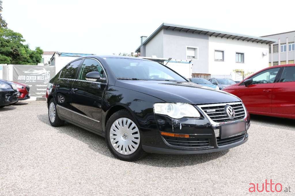 2008' Volkswagen Passat photo #1