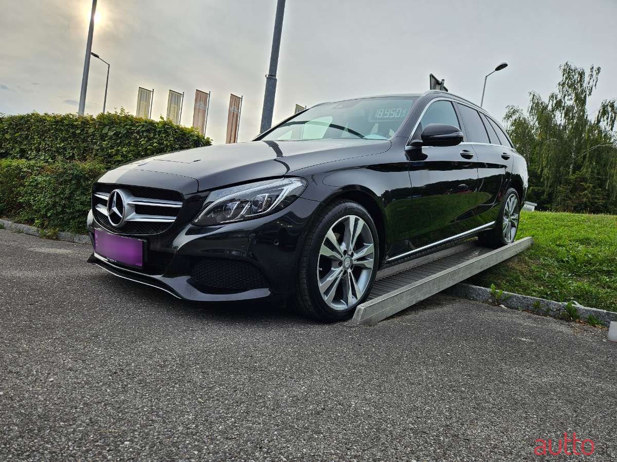 2016' Mercedes-Benz C-Klasse photo #1
