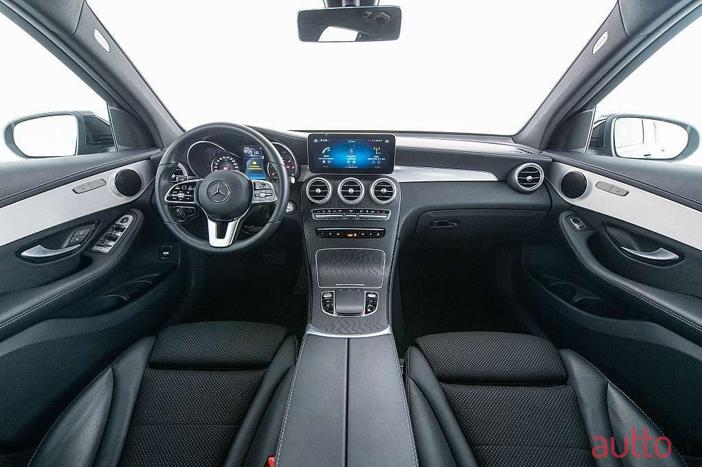 2021' Mercedes-Benz Glc-Klasse photo #5