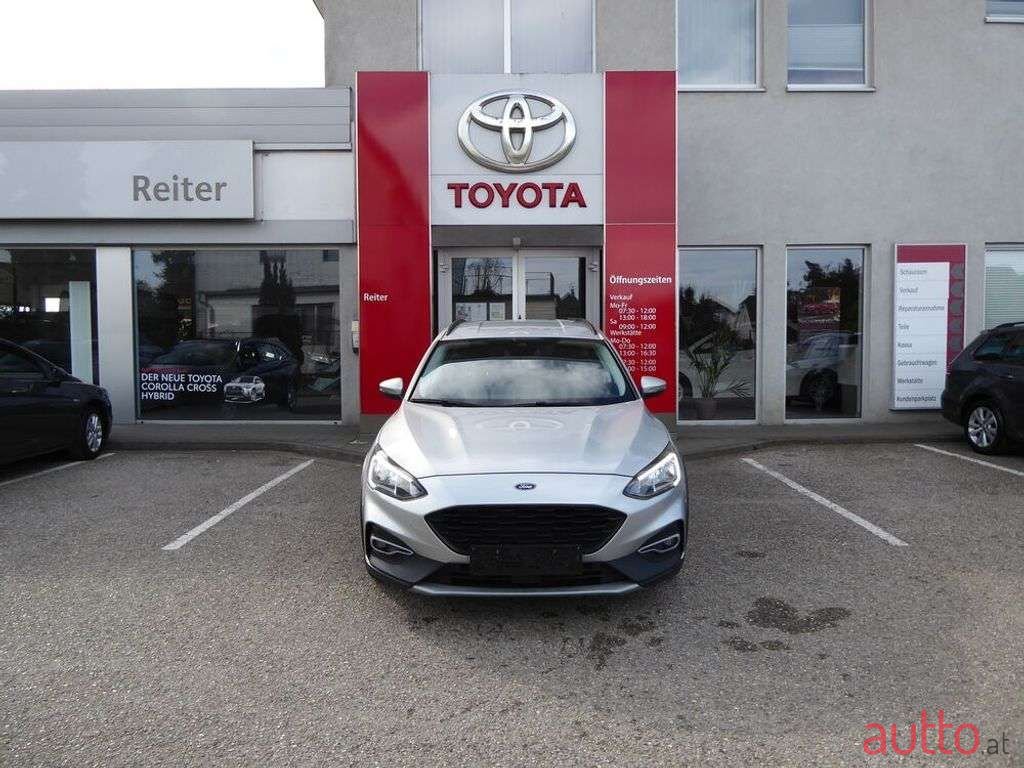 2019' Ford Focus photo #1