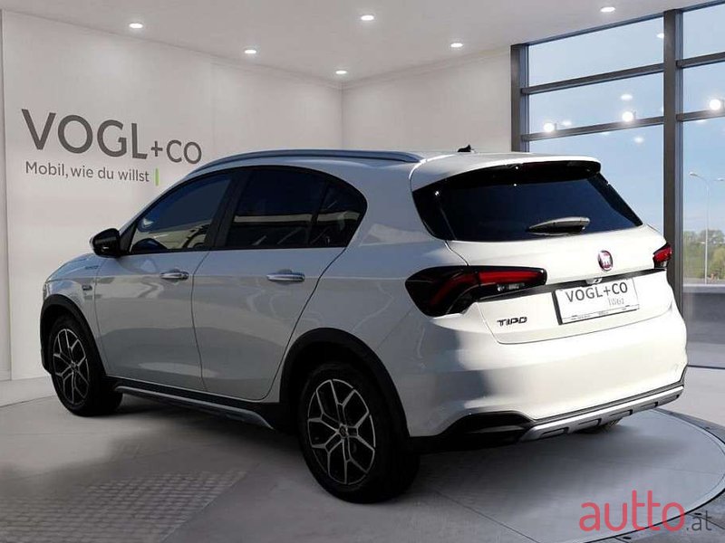 2022' Fiat Tipo photo #3