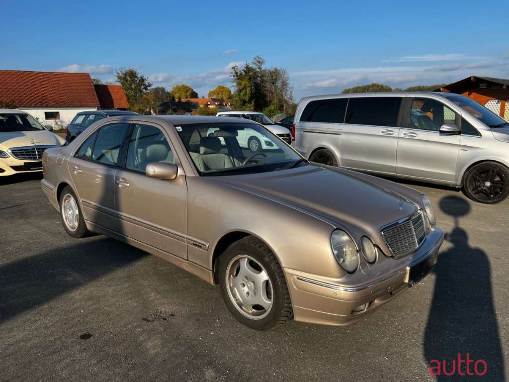 1999' Mercedes-Benz E-Klasse photo #2