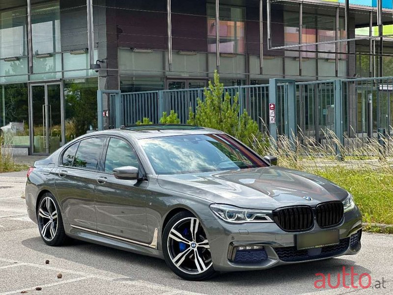 2016' BMW 7Er-Reihe photo #3