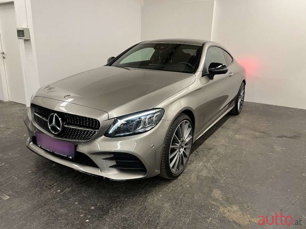 2019' Mercedes-Benz C-Klasse photo #3