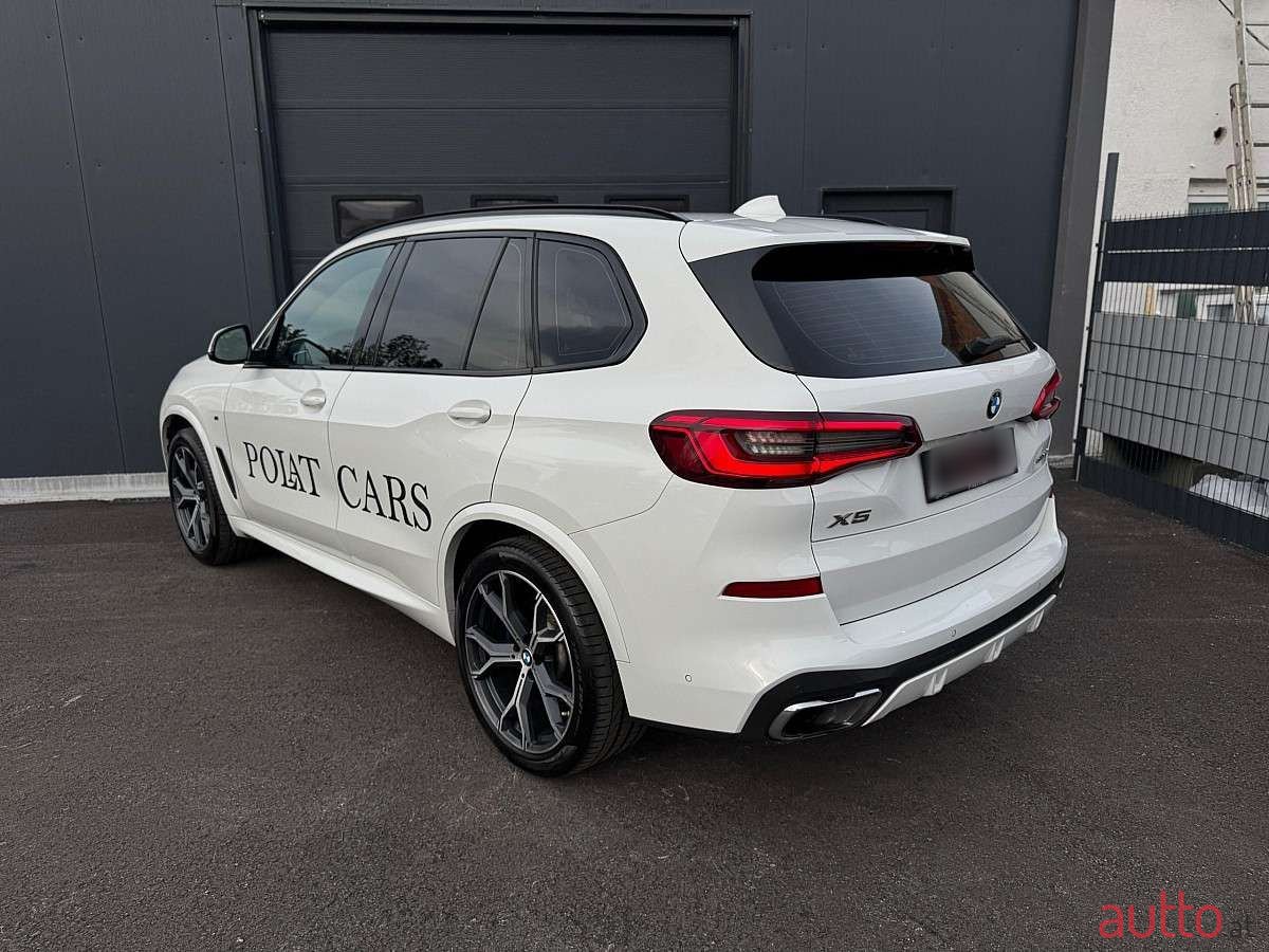 2019' BMW X5 photo #6