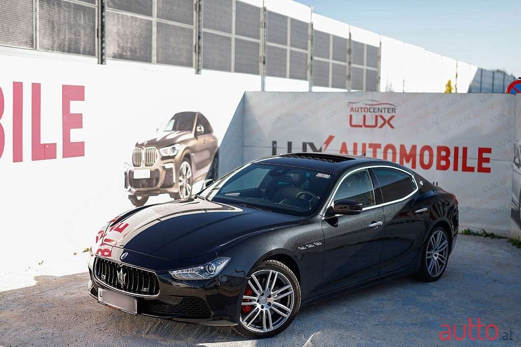 2016' Maserati Ghibli photo #4