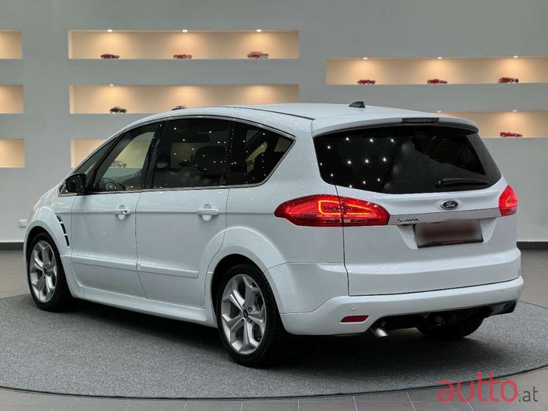 2014' Ford S-Max photo #5