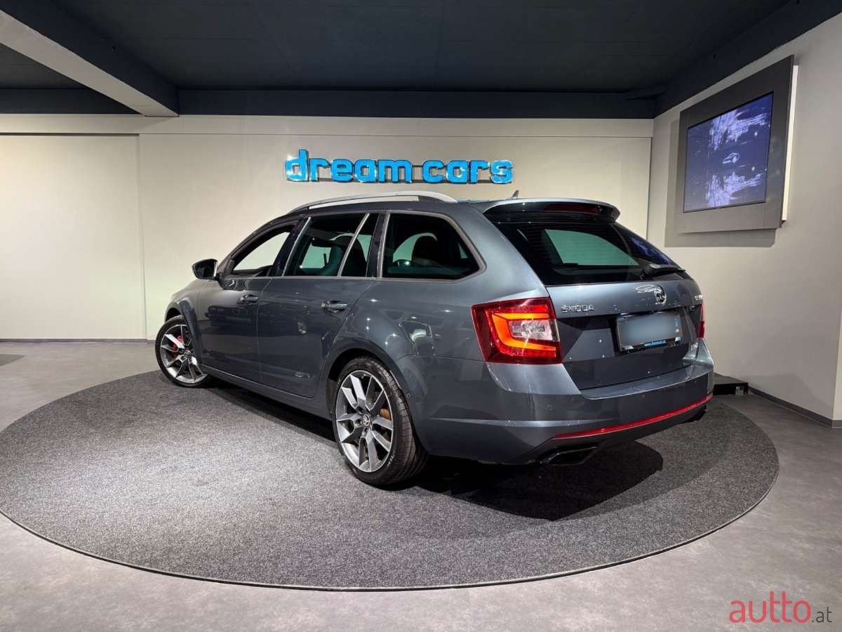 2019' Skoda Octavia photo #3