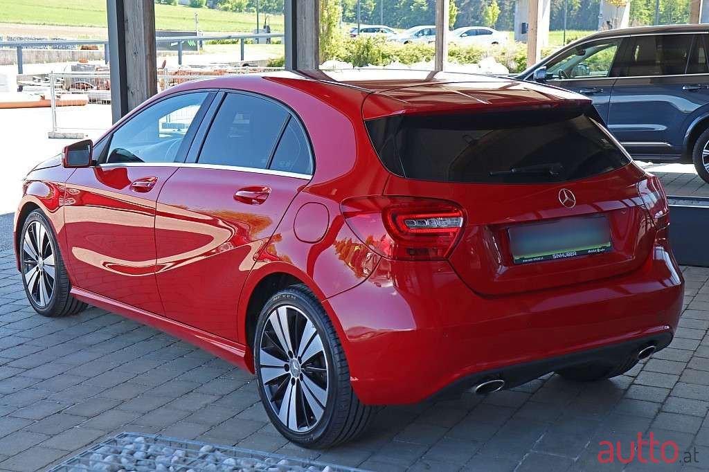 2013' Mercedes-Benz A-Klasse photo #3