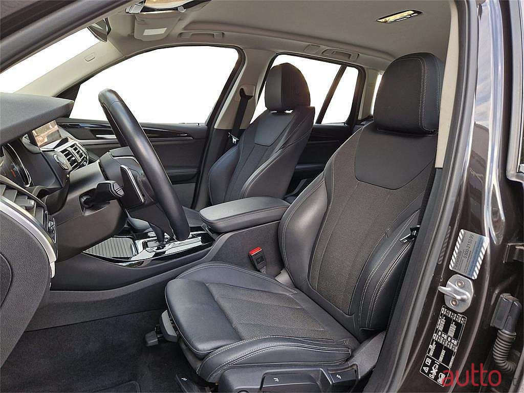 2019' BMW X3 photo #6