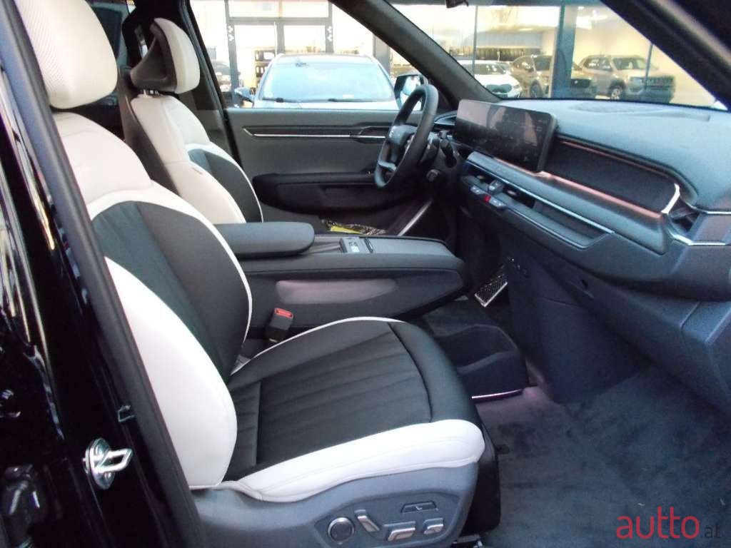 2023' Kia EV9 photo #6