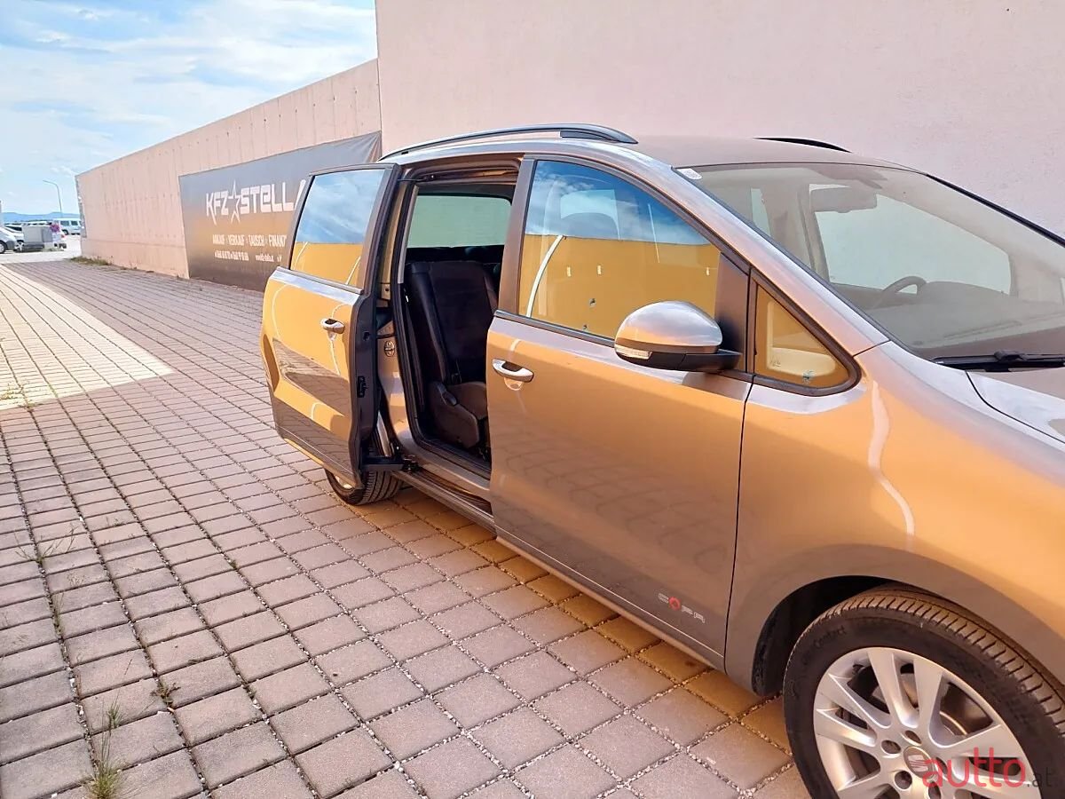 2015' SEAT Alhambra photo #6