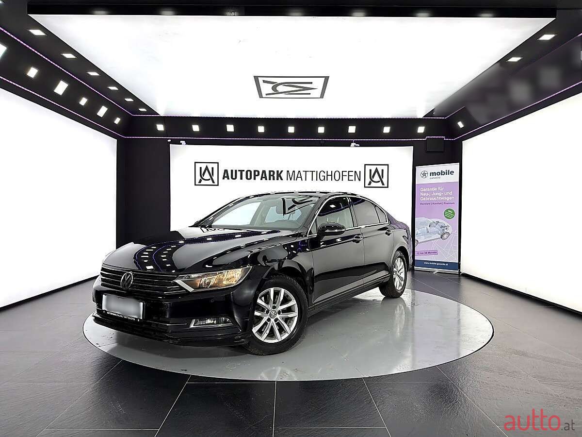 2017' Volkswagen Passat photo #1