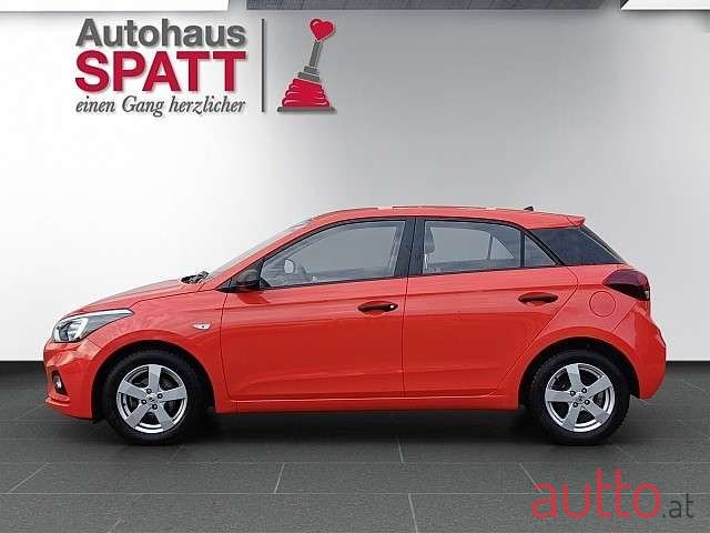 2019' Hyundai i20 photo #2