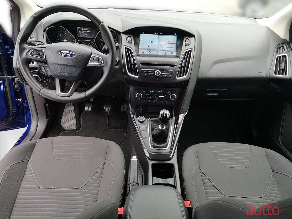 2018' Ford Focus photo #4