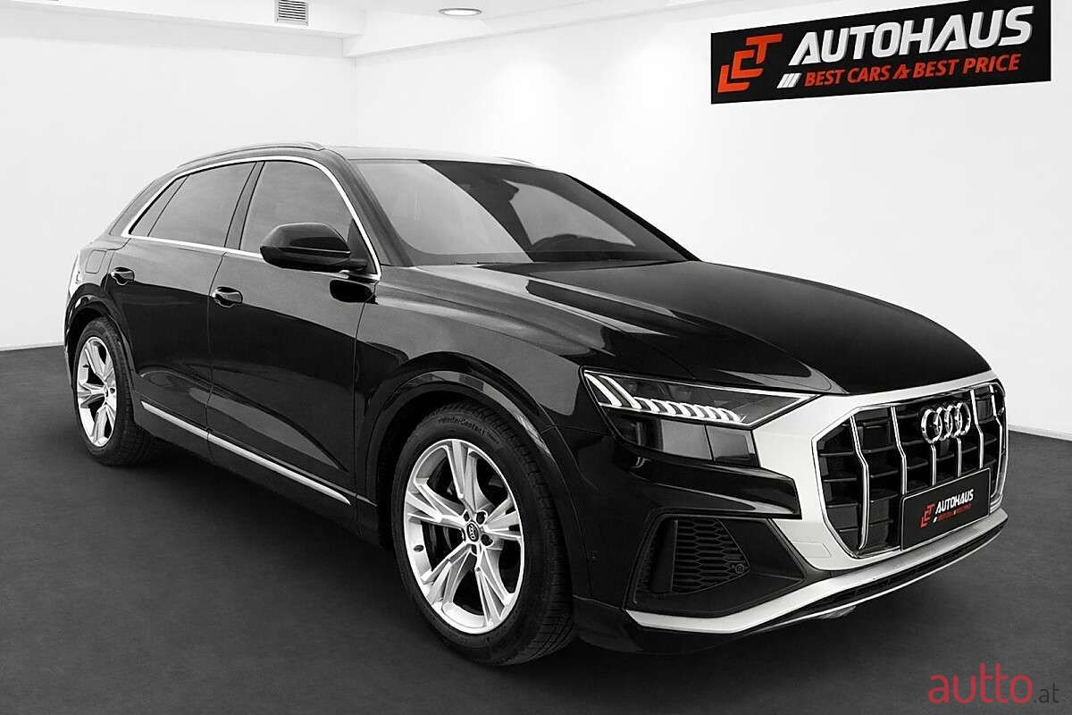 2020' Audi Q8 photo #4