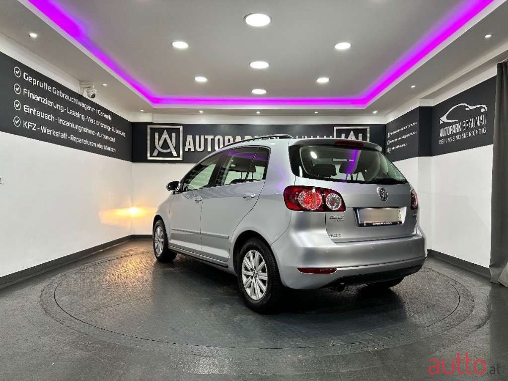 2014' Volkswagen Golf photo #4