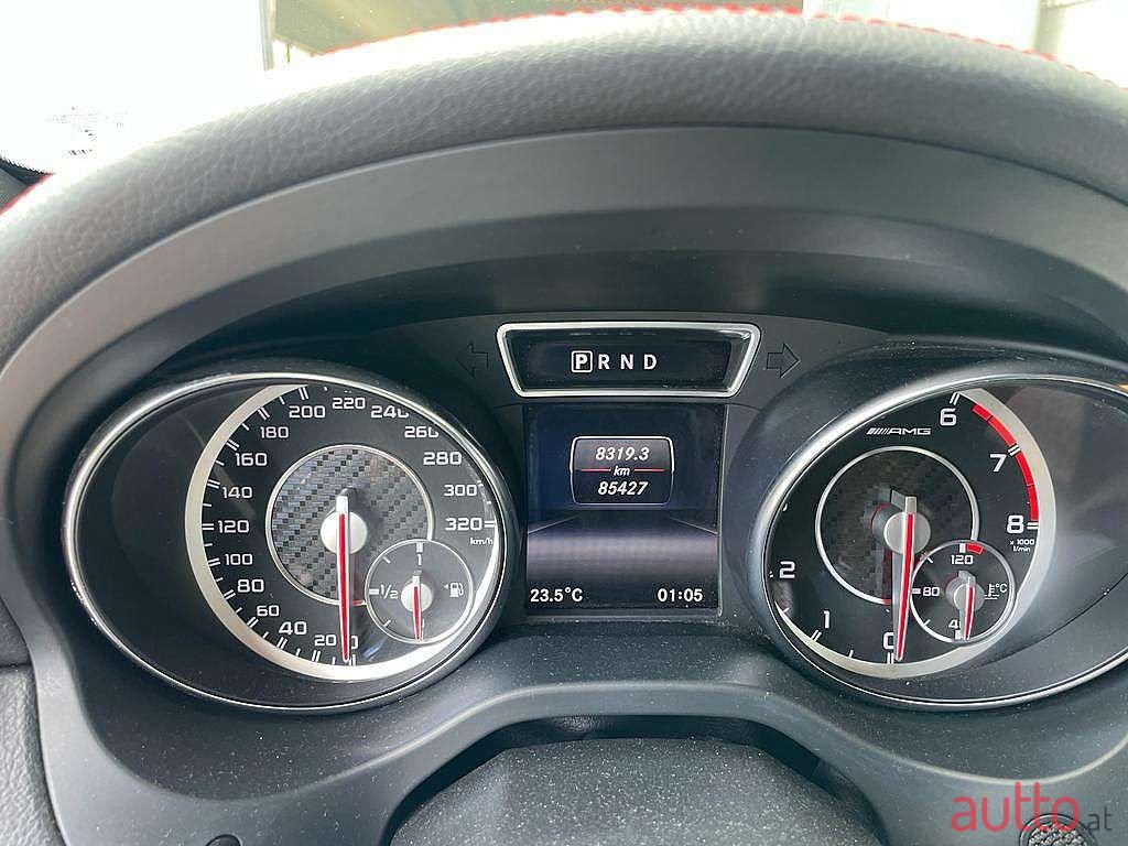 2014' Mercedes-Benz Cla-Klasse photo #5