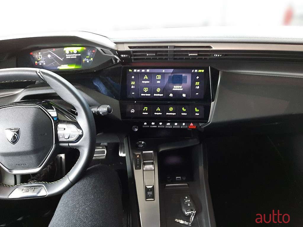 2022' Peugeot 308 photo #6