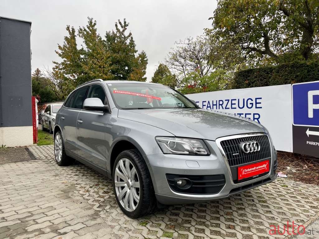 2010' Audi Q5 photo #1