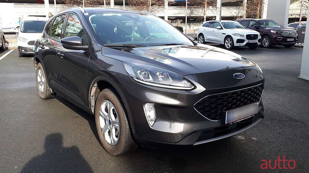 2022' Ford Kuga photo #2