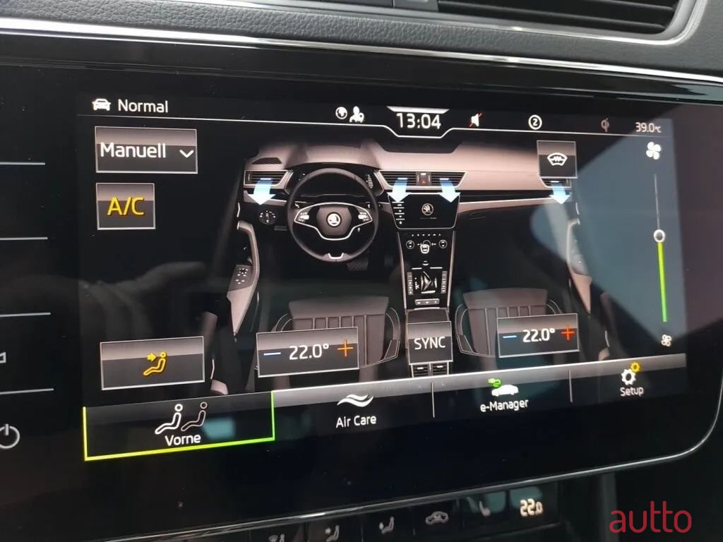 2022' Skoda Superb photo #6