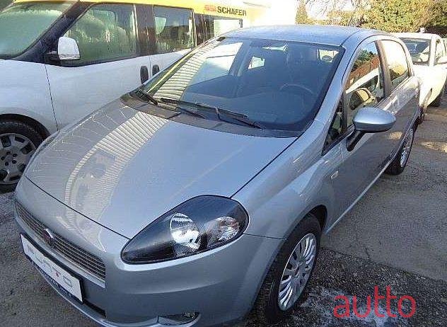 2008' Fiat Grande Punto photo #1