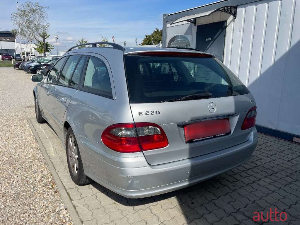 2007' Mercedes-Benz E-Klasse photo #4