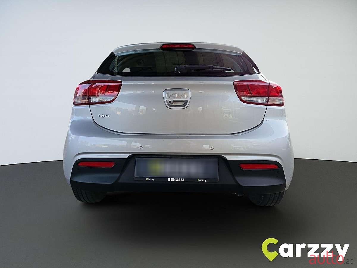 2022' Kia Rio photo #3