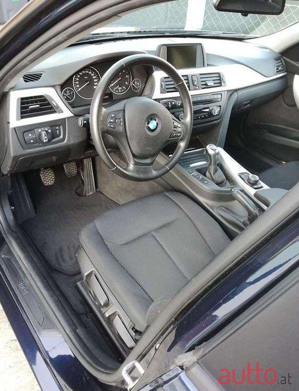 2012' BMW 3Er-Reihe photo #1