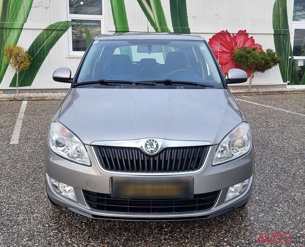 2010' Skoda Fabia photo #3