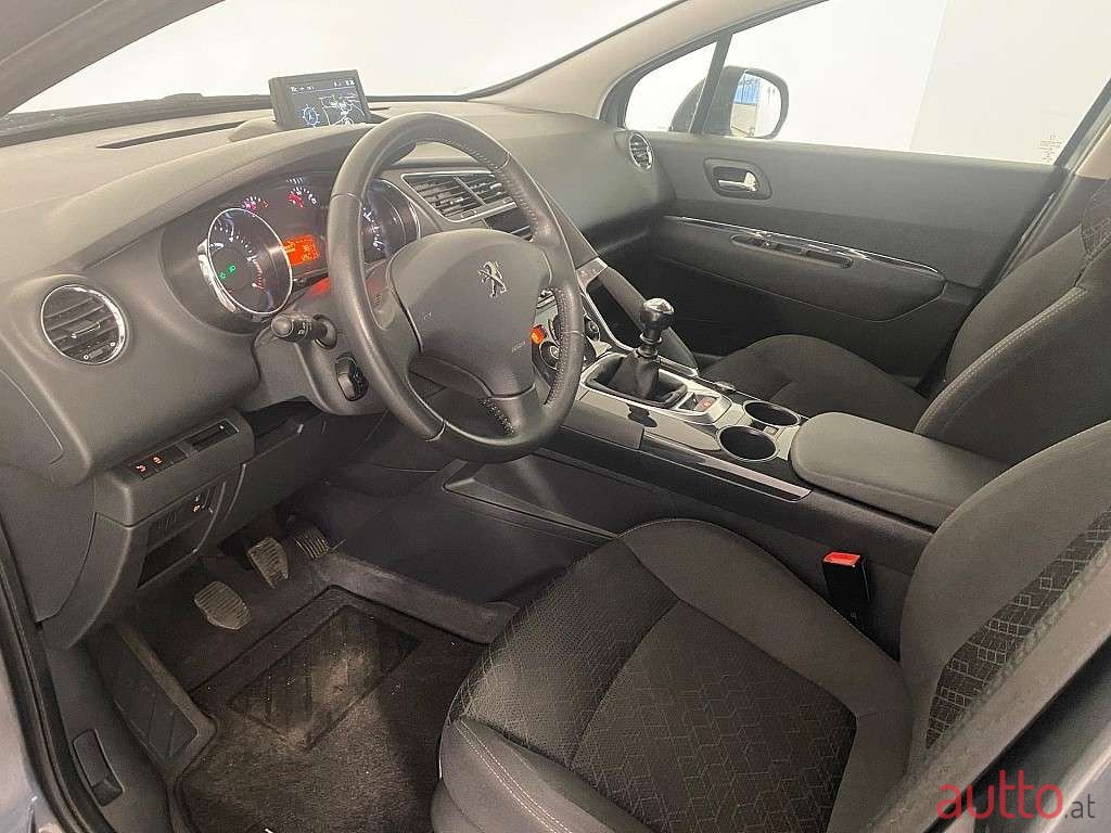 2015' Peugeot 3008 photo #5
