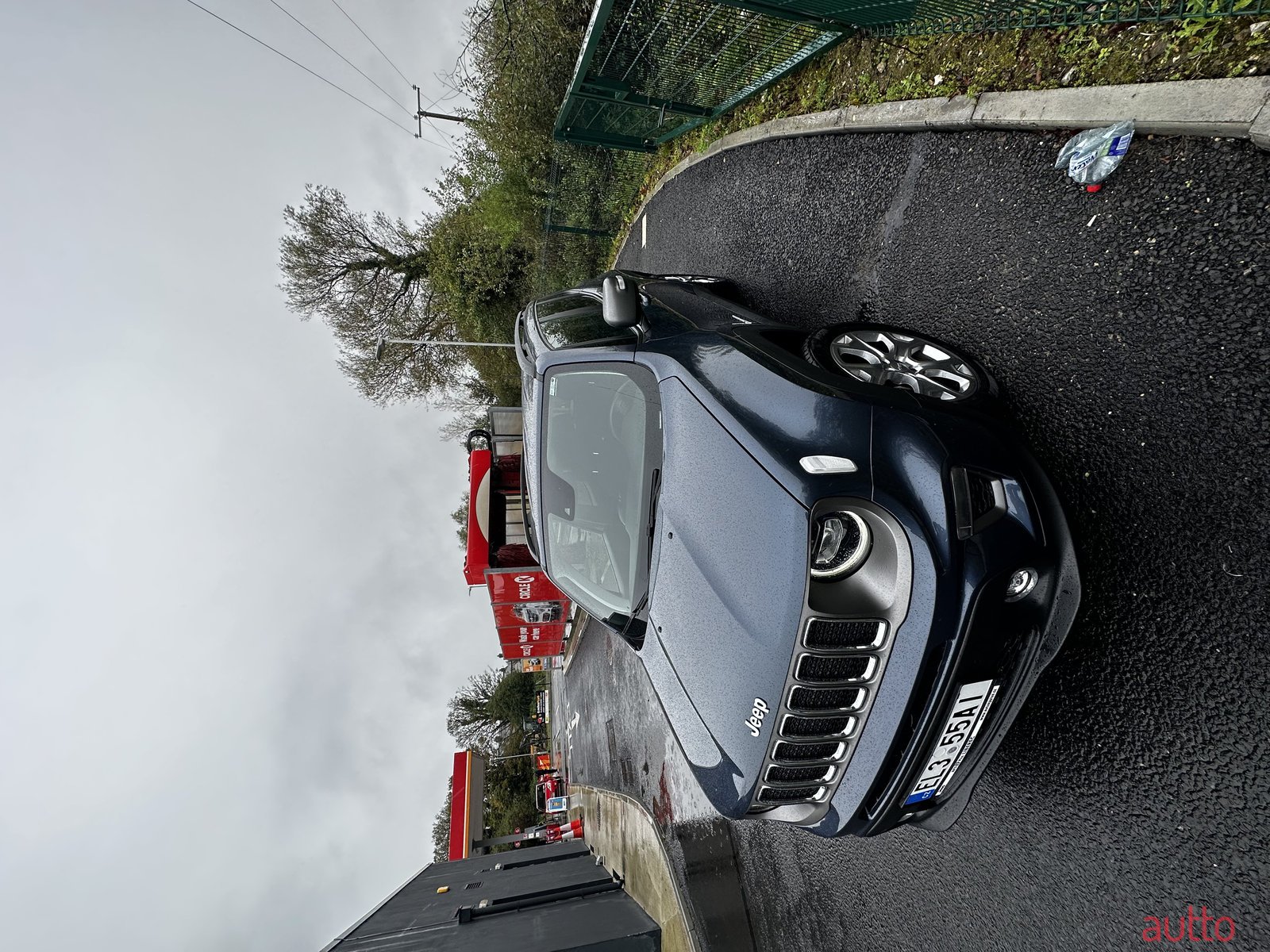 2021' Jeep Renegade 4xe Limited photo #1
