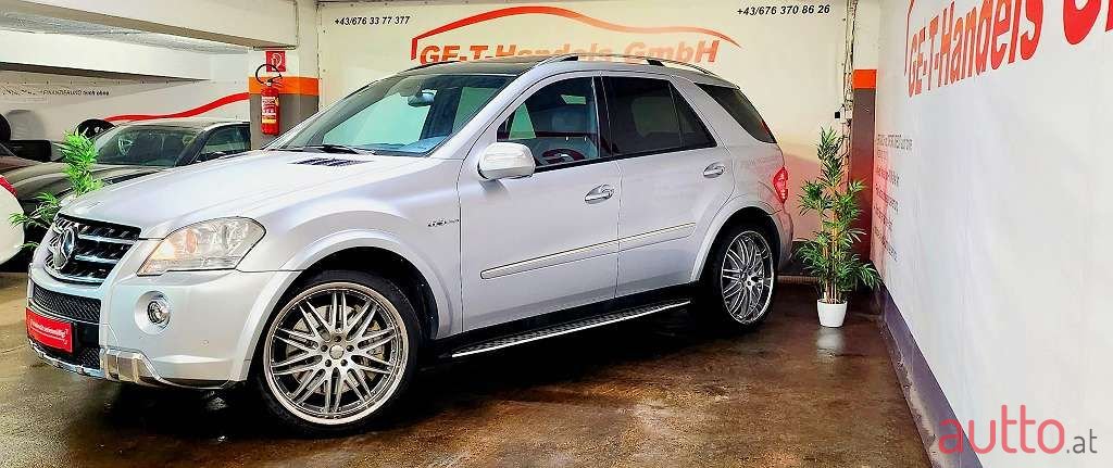 2010' Mercedes-Benz M-Klasse photo #1