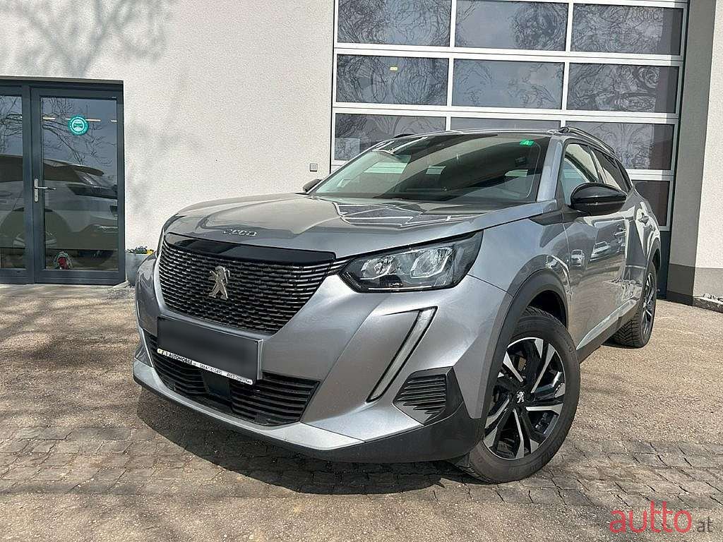 2022' Peugeot 2008 photo #1