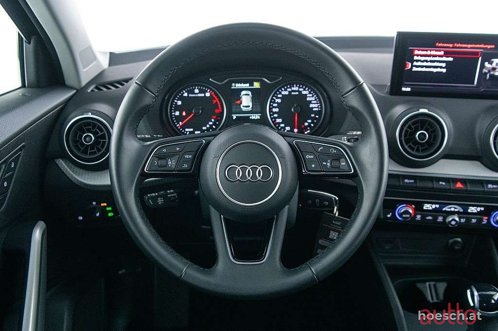2023' Audi Q2 photo #4