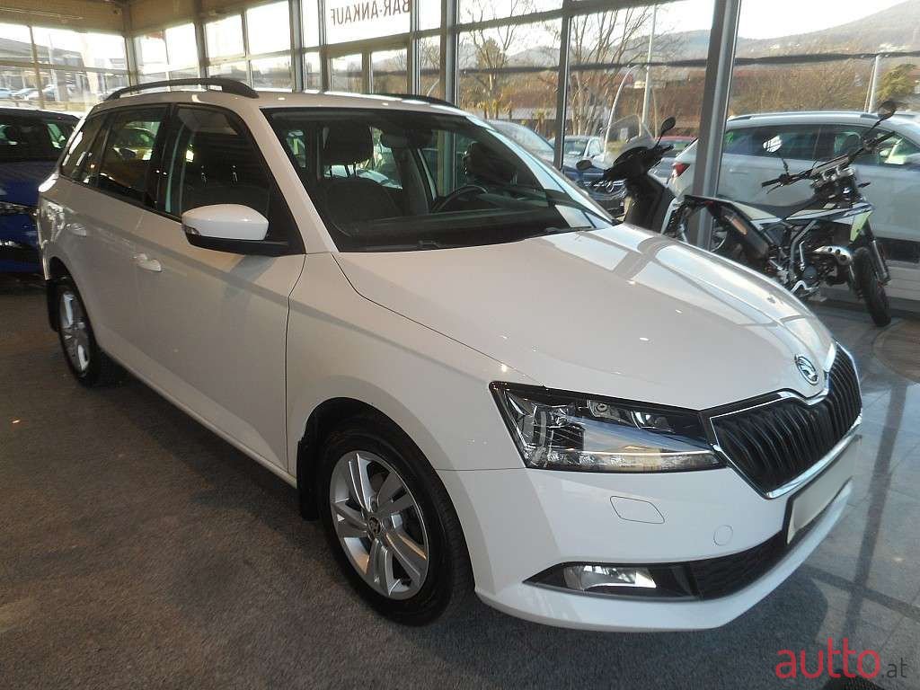 2019' Skoda Fabia photo #5