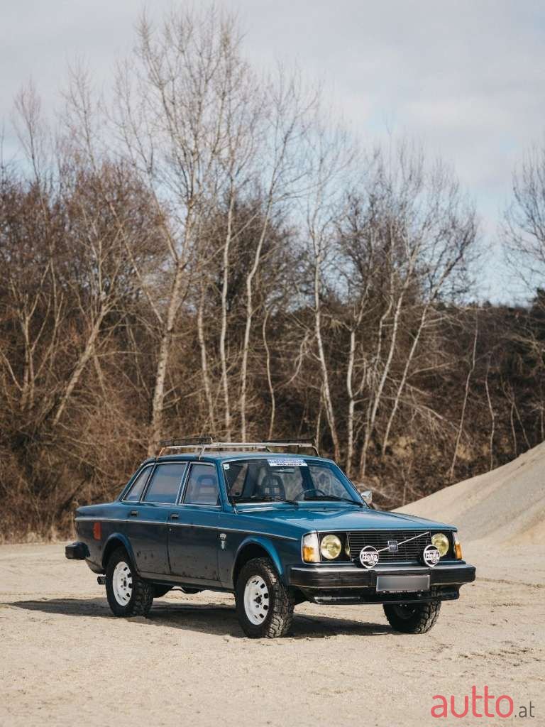 1975' Volvo Serie 200 photo #2