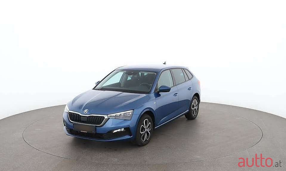 2020' Skoda Scala photo #2