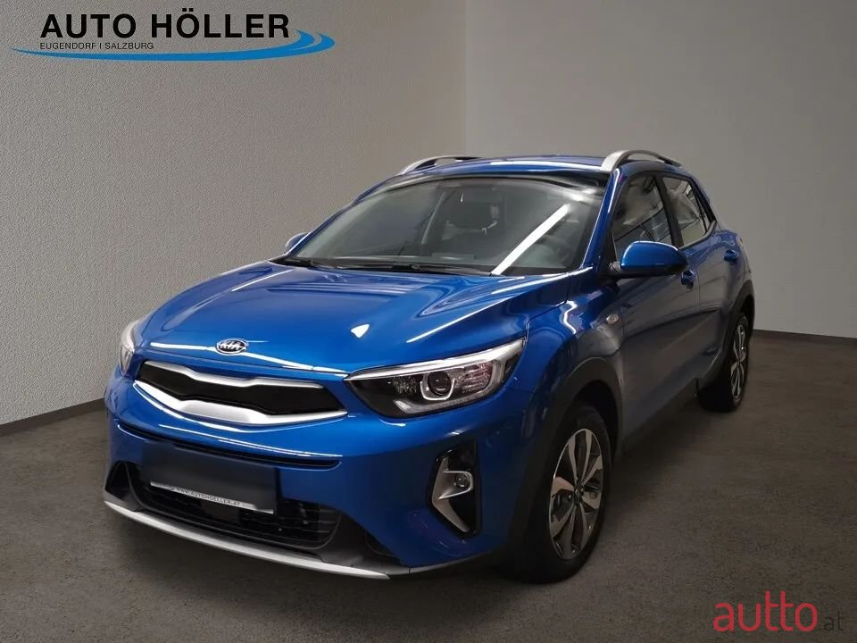 2021' Kia Stonic photo #1