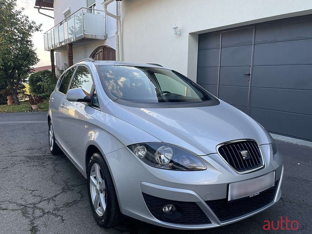 2012' SEAT Altea XL photo #6