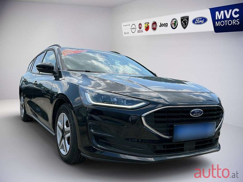 2022' Ford Focus photo #4