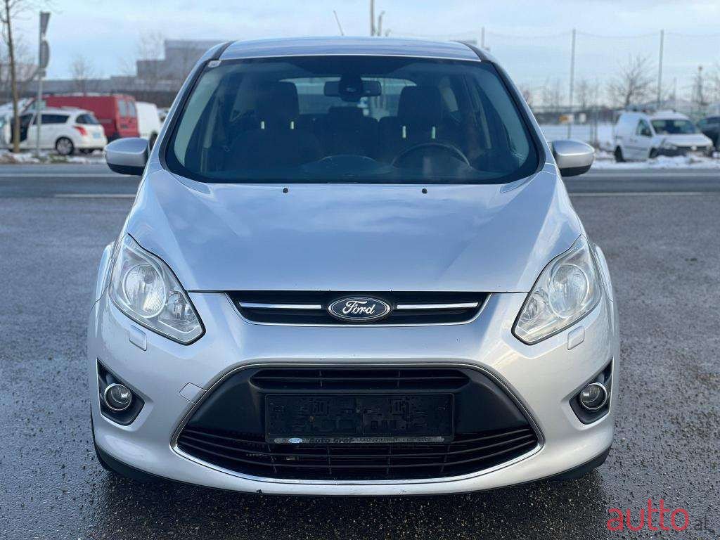 2011' Ford C-MAX photo #2