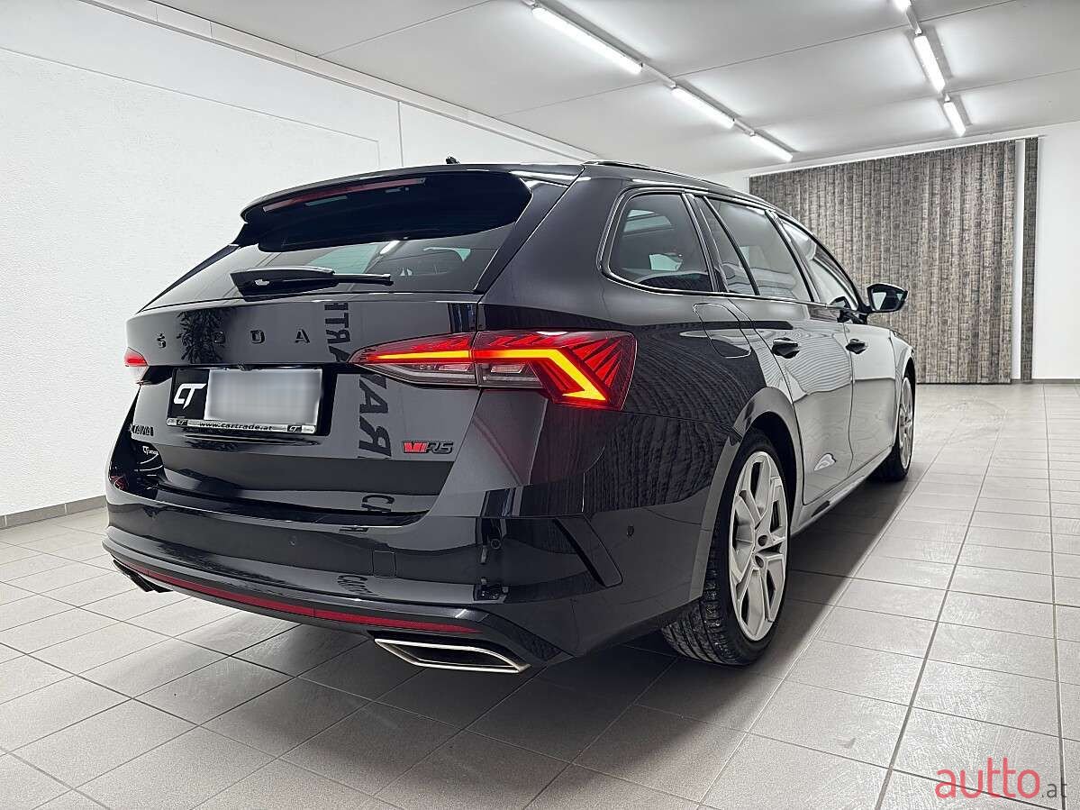 2022' Skoda Octavia photo #6