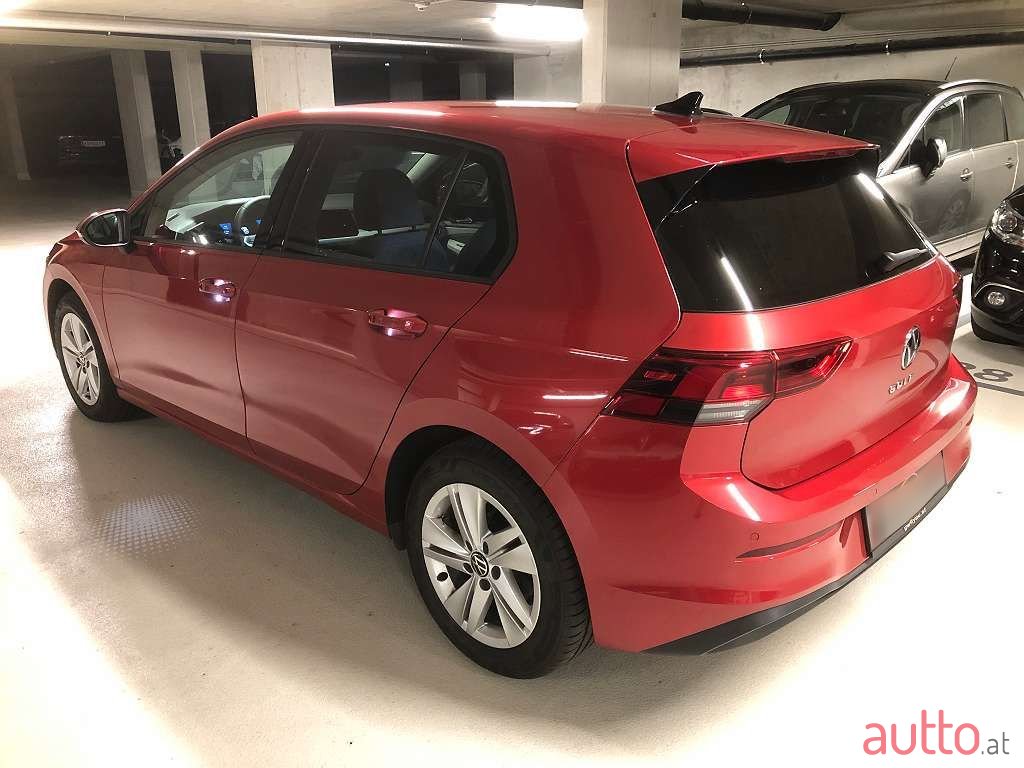 2022' Volkswagen Golf photo #3
