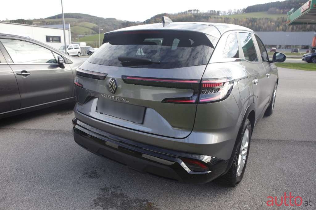 2023' Renault Austral photo #4