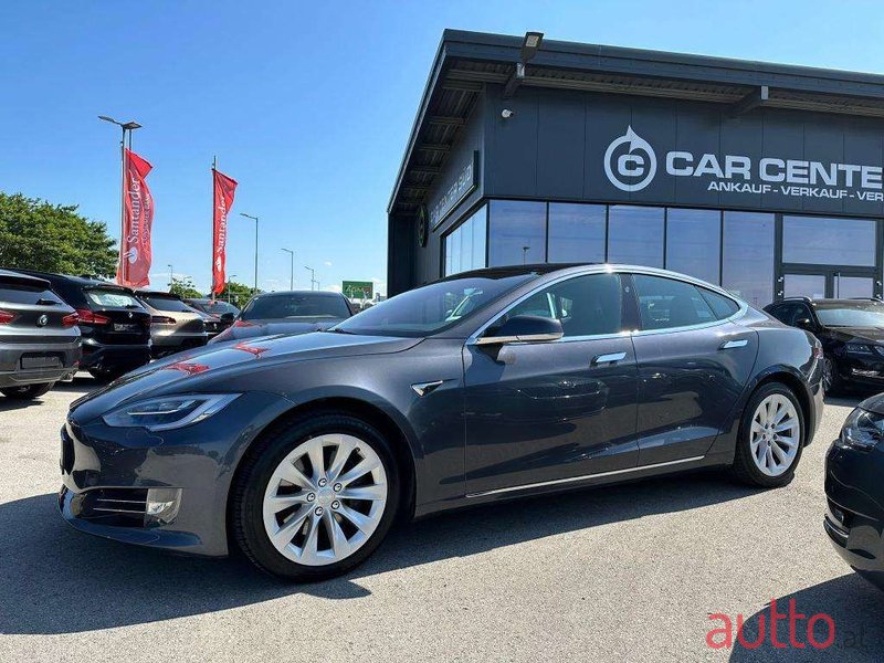 2019' Tesla Model S photo #2