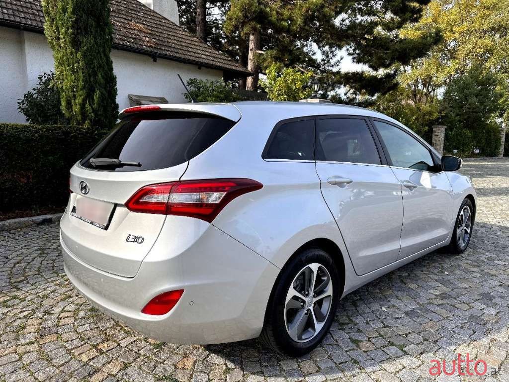 2016' Hyundai i30 photo #4